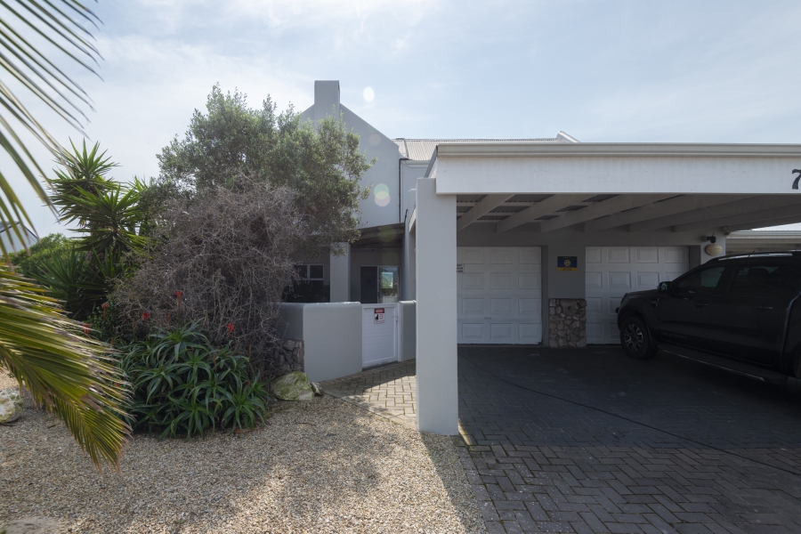 5 Bedroom Property for Sale in Laguna Western Cape